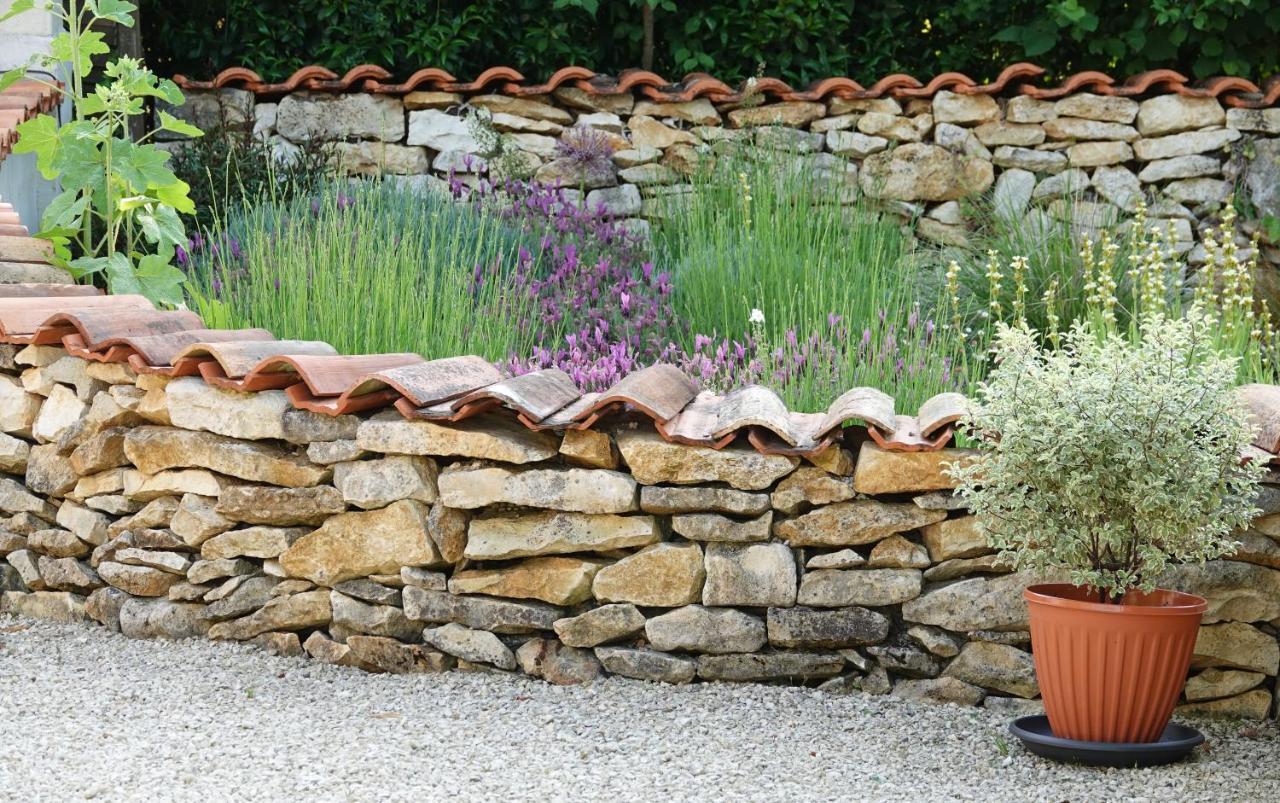 Gite Rural La Maison Mauve Ventouse Exteriér fotografie